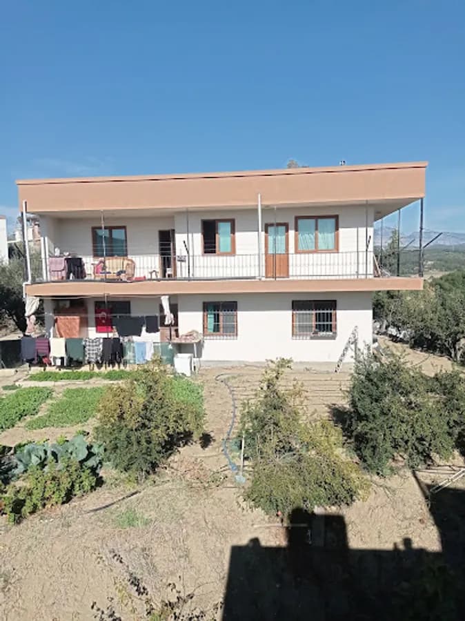 Şehit Mehmet Çalışkan İlkokulu