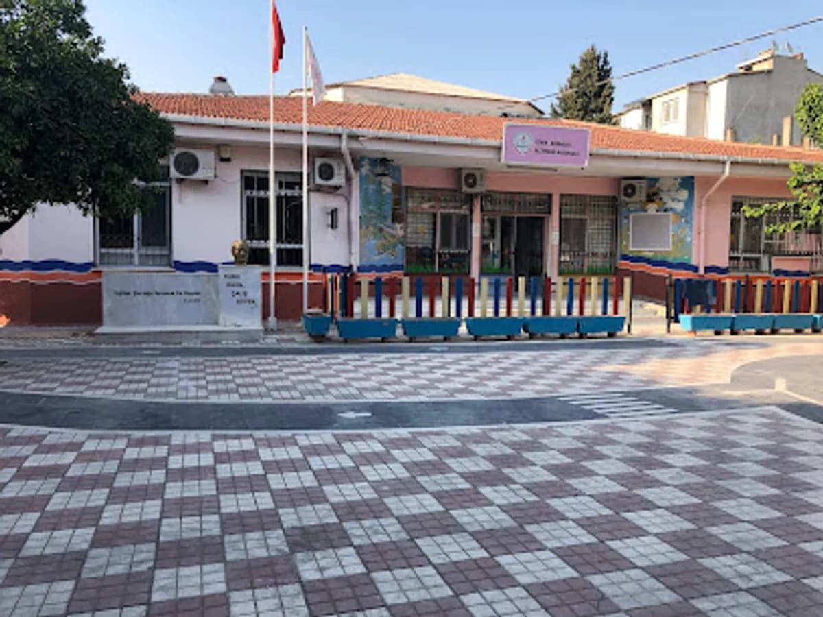 İzmir - Bornova Altındağ Anaokulu - Fotoğraf