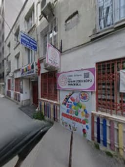 İzmir - Konak Özel Çilek Kokusu Anaokulu - Fotoğraf