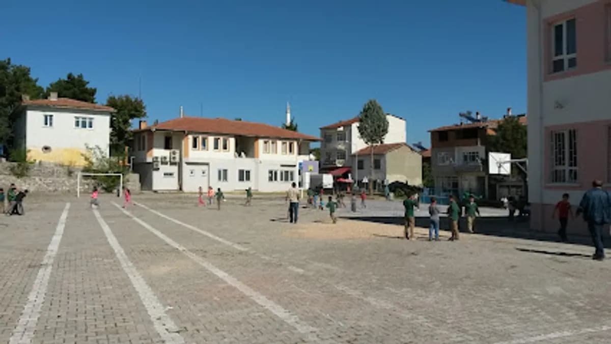 Atatürk İlkokulu - Fotoğraf