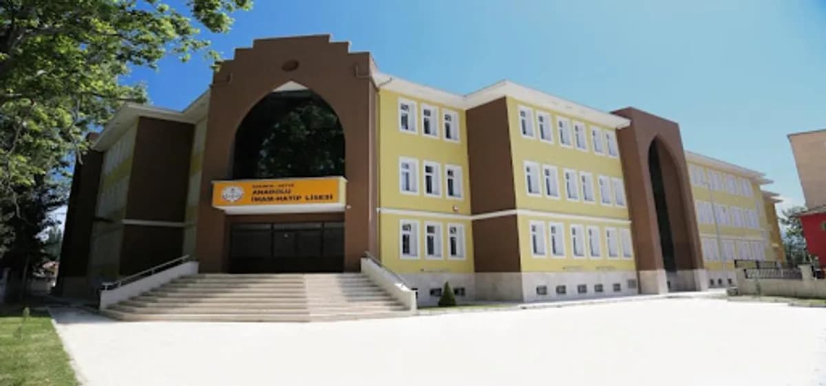 Geyve Anadolu İmam Hatip Lisesi