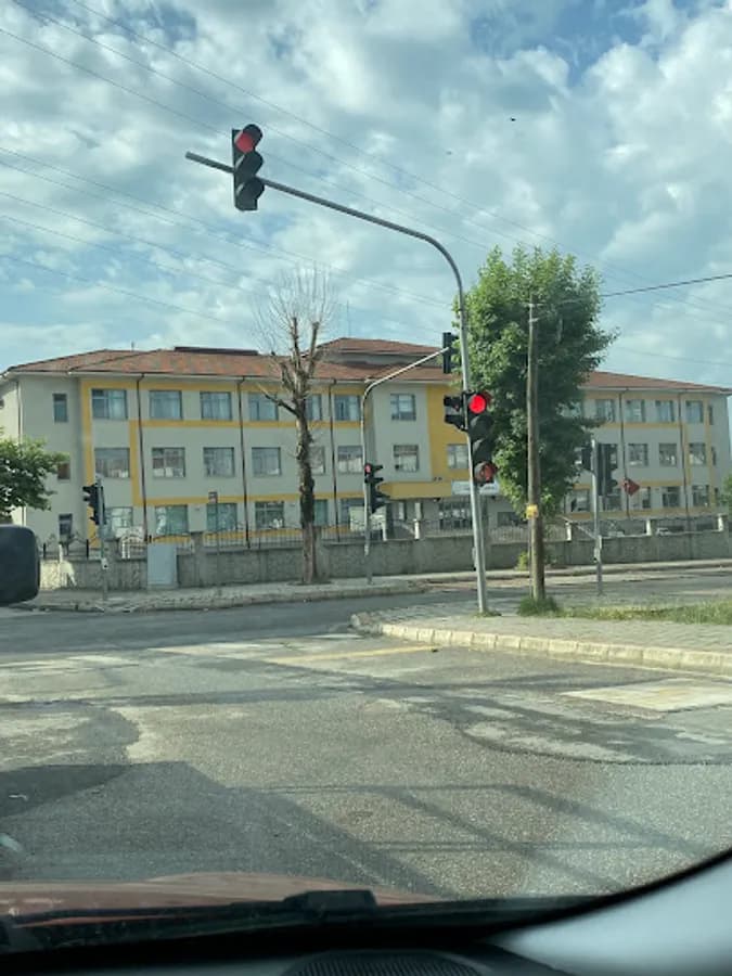 Cumhuriyet İlkokulu