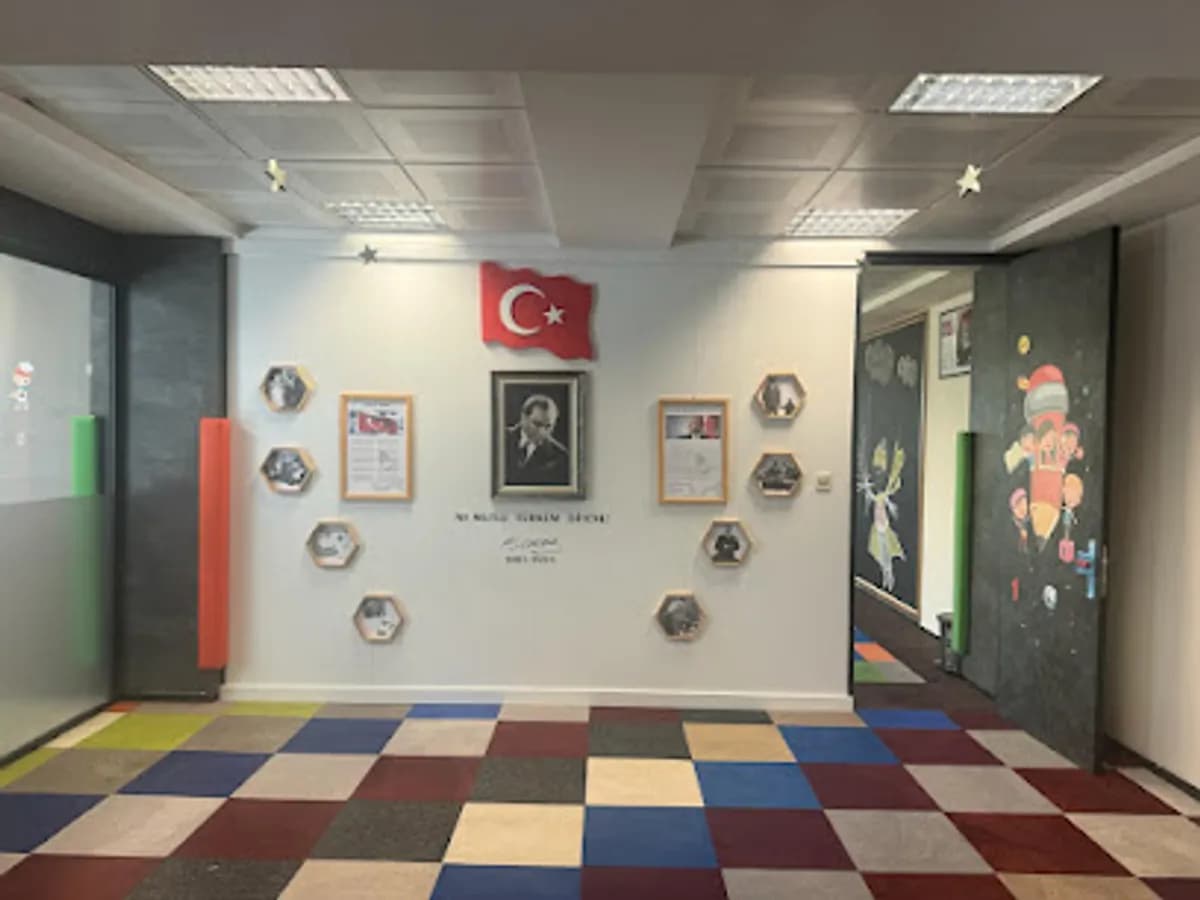 Özel Organize Sanayi Bölgesi Teknik Koleji Anaokulu - Photo