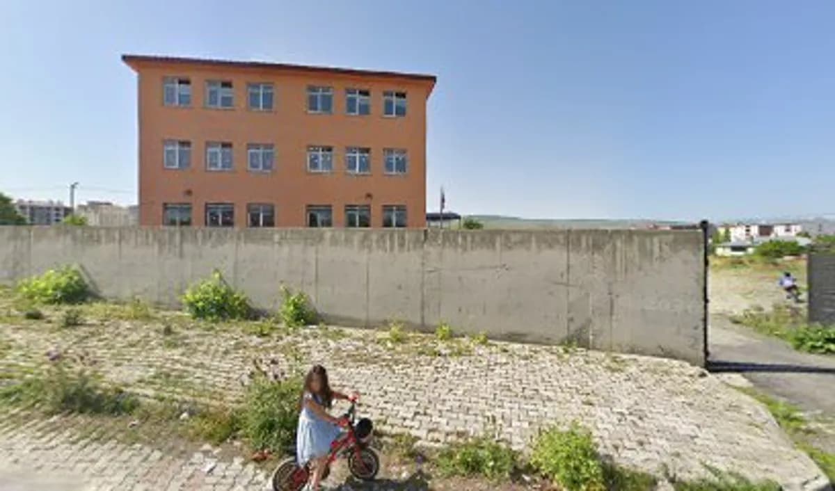 Atatürk İlkokulu - Photo