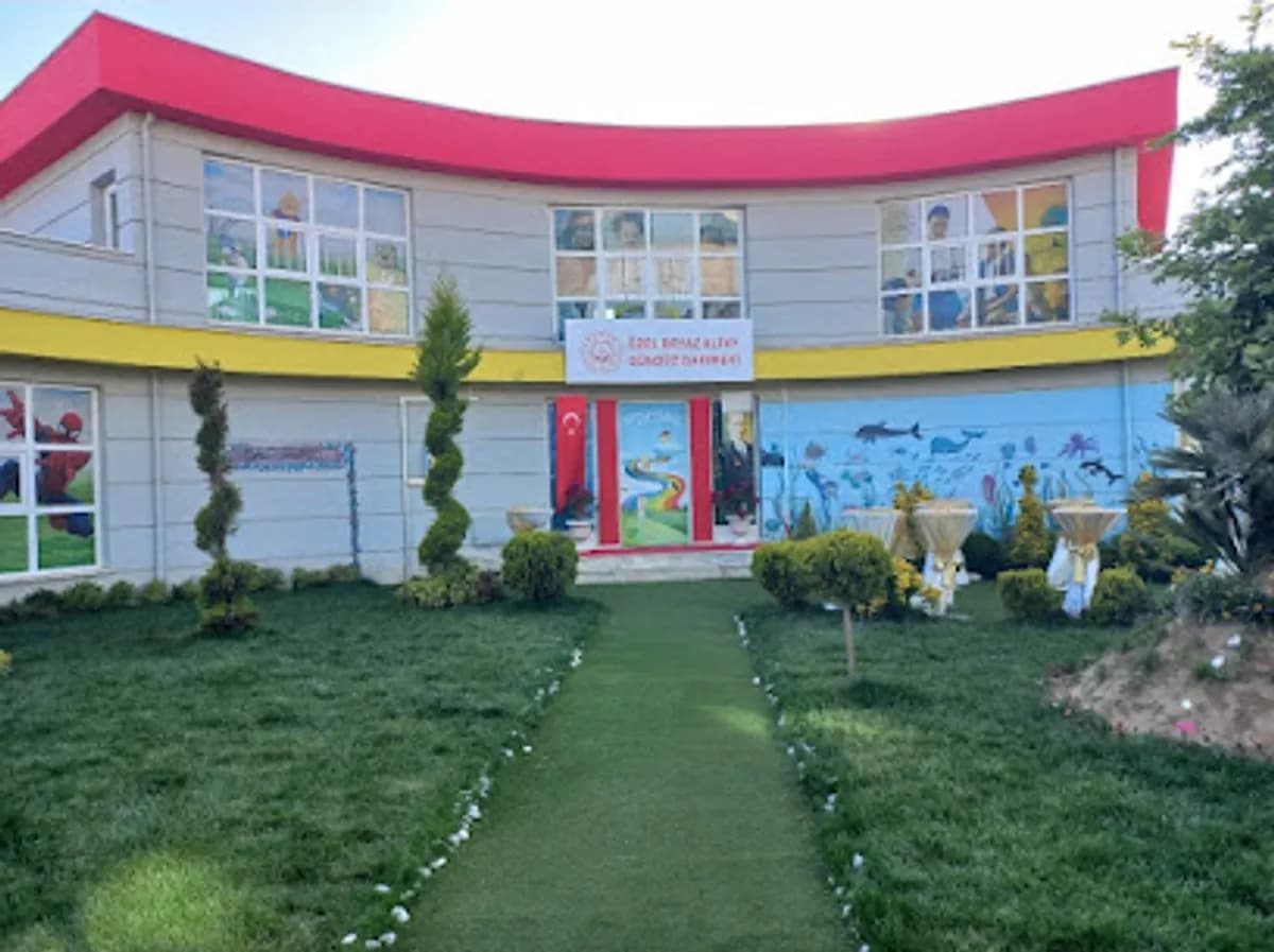 Beyaz Altay - Fotoğraf