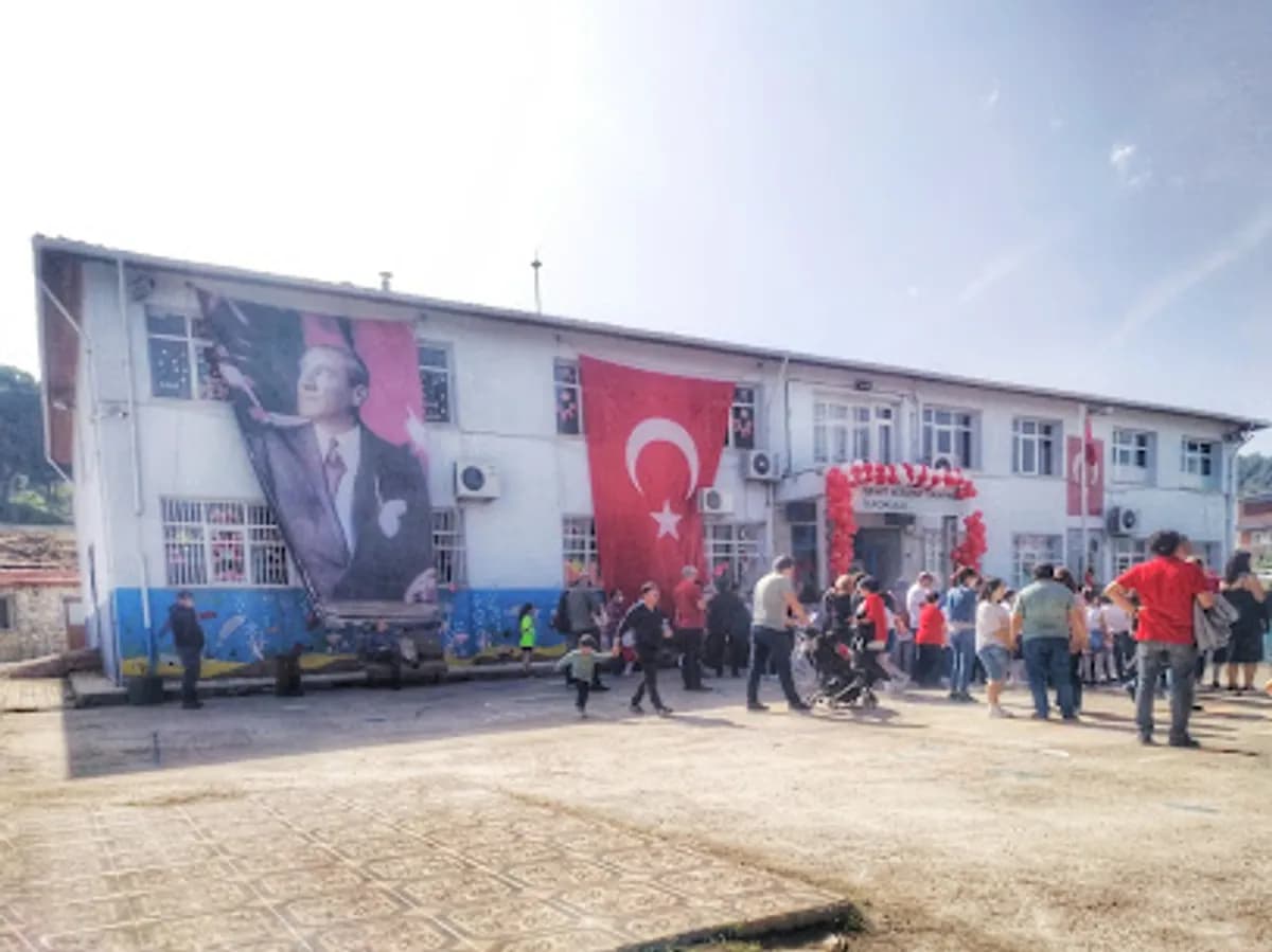 Bülent Yanpala İlkokulu - Fotoğraf