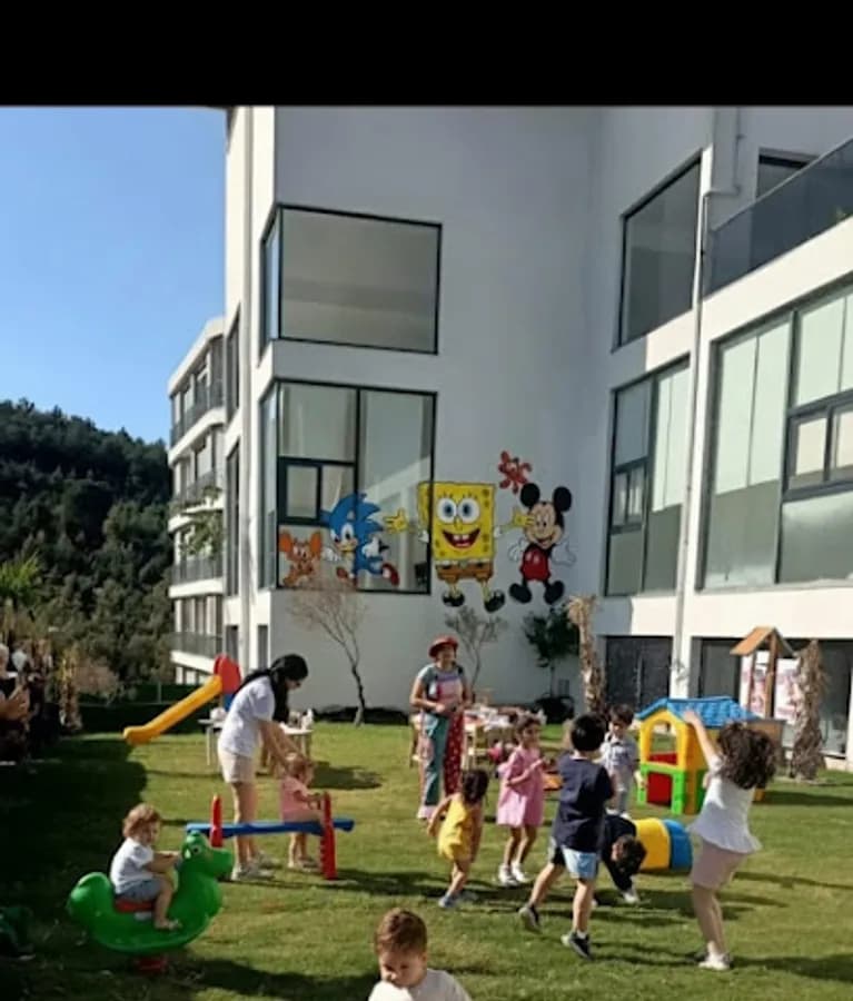 Bayraklı Erk Anaokulu - Finnish School International - Fotoğraf