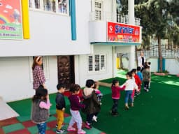 Şirinler Çocuk Akademisi Gaziantep Kreş Gündüz Bakımevi ve Anaokulu - Fotoğraf