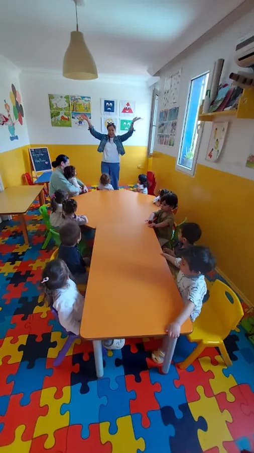 Kuşadası Harikalar Diyarı Gündüz Bakımevi - Fotoğraf