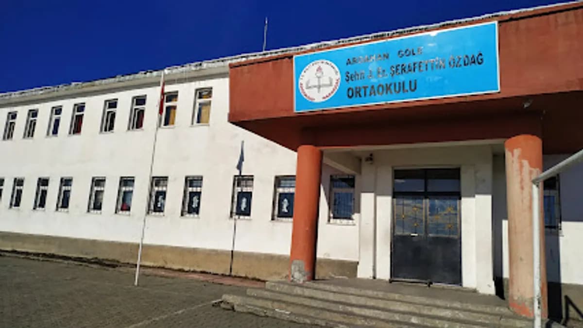 Köprülü Şehit Jandarma Er Şerafettin Özdağ İlköğretim Okulu - Fotoğraf