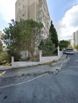 İzmir Büyükşehir Belediyesi İzelman A.ş. Evka-4 Yeşiltepe Kreş ve Anaokulu Eğitim Merkezi - Photo