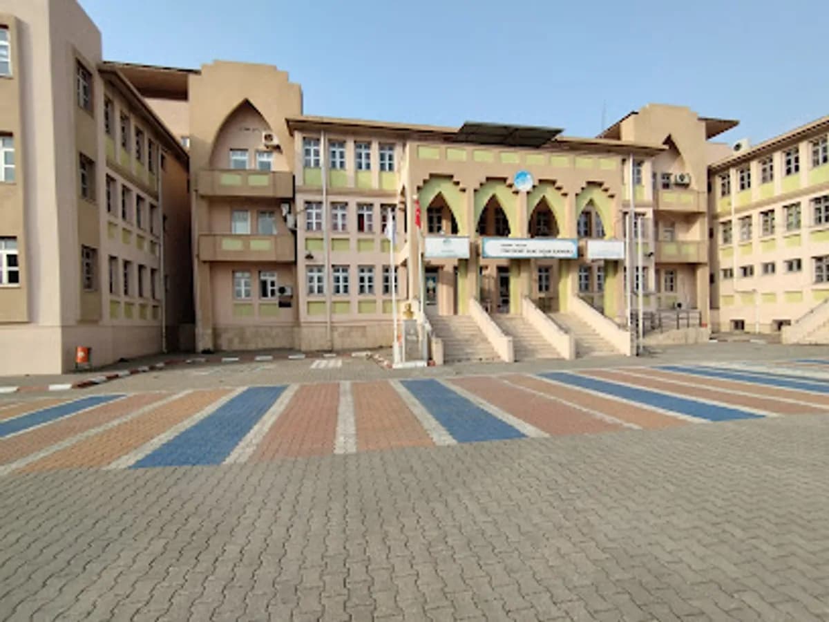 Toki Şehit Suat Ocak İlkokulu - Fotoğraf