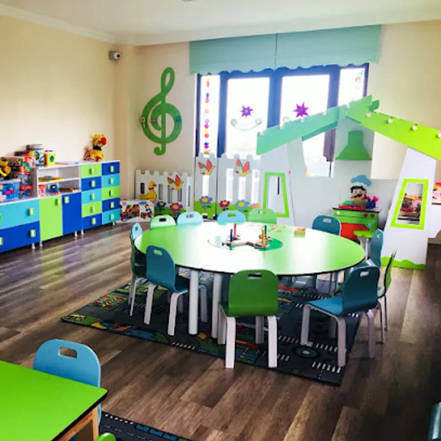 Karamürsel Ay Yıldızlar Kreş